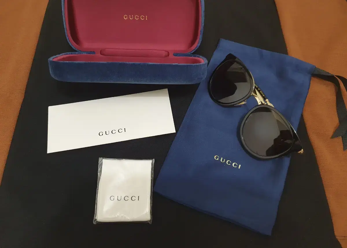 구찌 선글라스 손나은 안경 썬글라스 GUCCI 풀세트 안경테